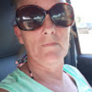 Meet your Posher, Deborah